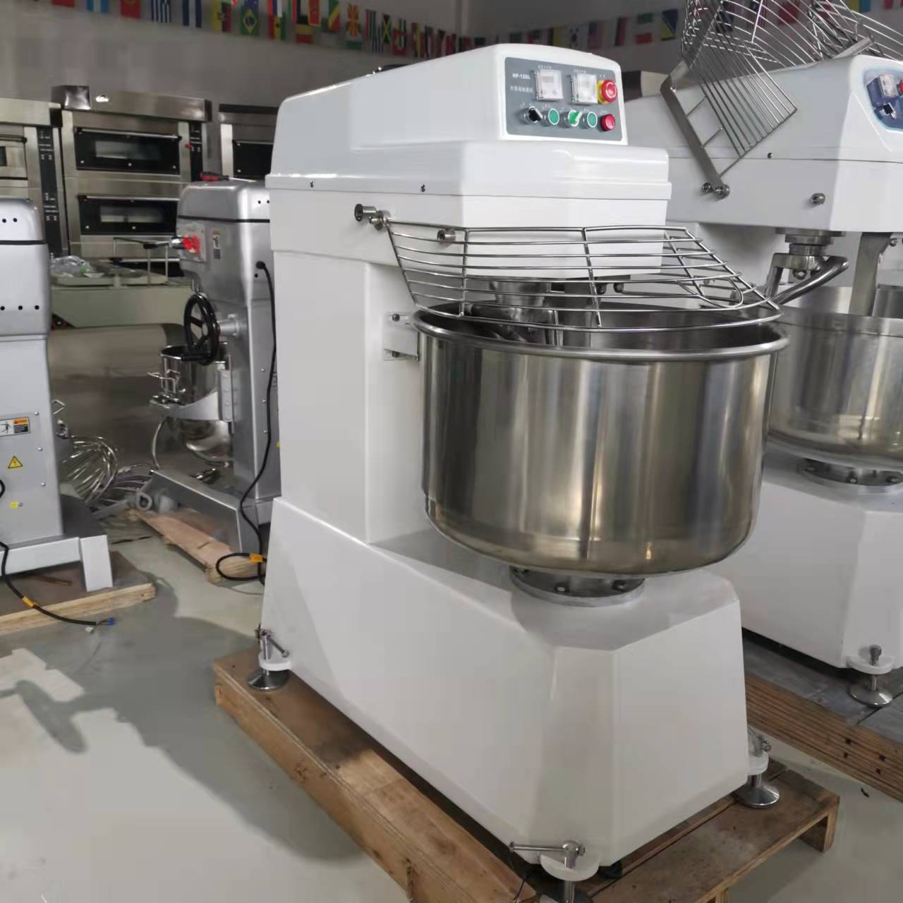 Mixer Adonan Komersial 100kg M - Commercial Kitchen Mixers Dough Mixer ulasan dan harga